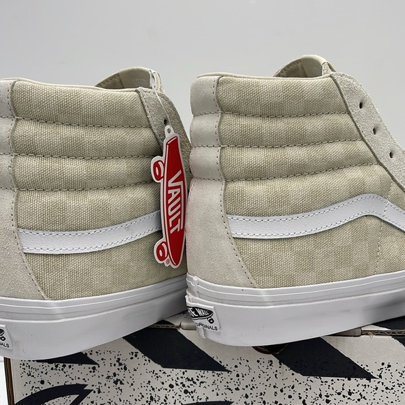 Vans Men’s 0g Sk8-Hi Lx Vault Checkerboard Vintag
VN0A4BVB0VW 
Sneakers - Picture 14 of 16